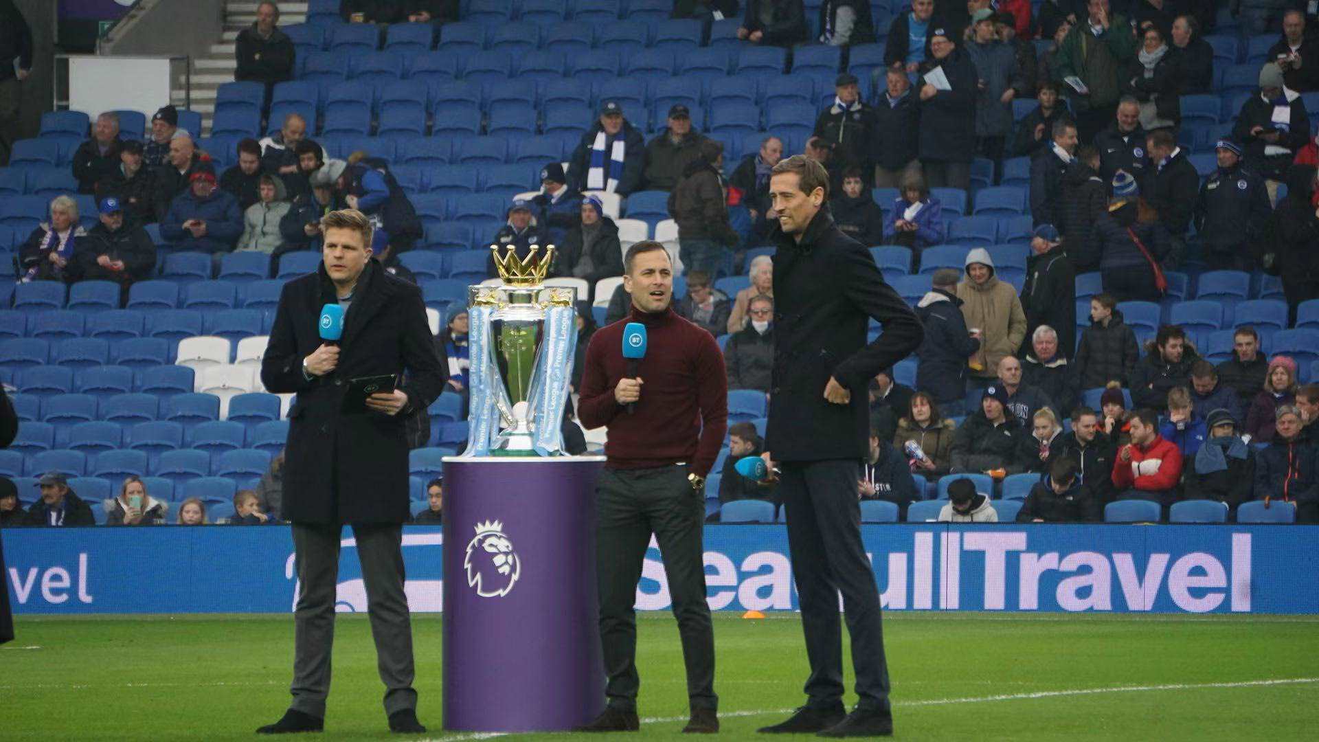 C5561883FA97FB207F00CC825228B1C0